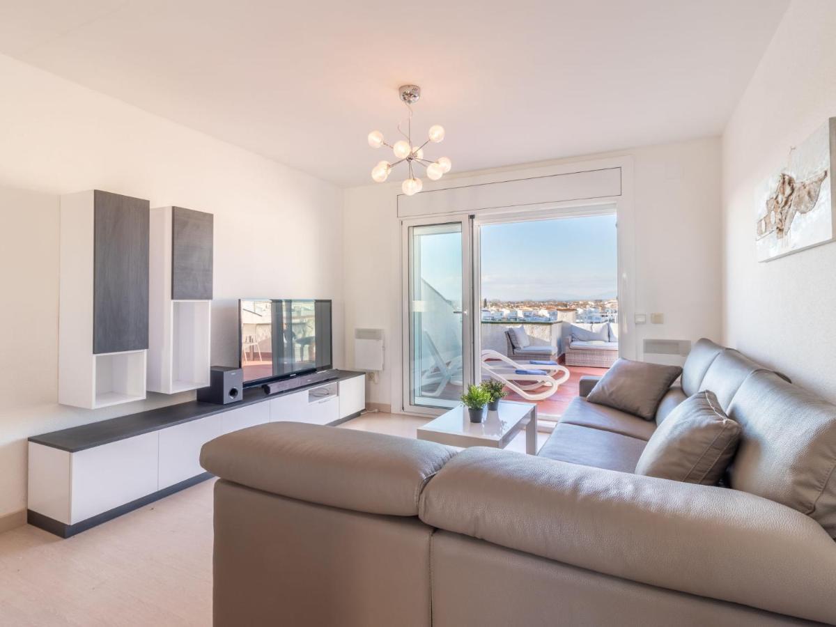 Sant Maurici By Interhome * Ampuriabrava