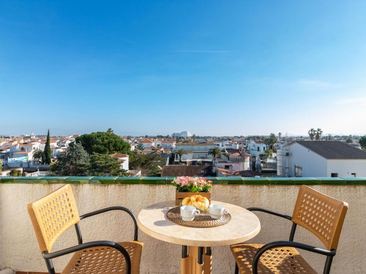 Sant Maurici By Interhome Apartamento