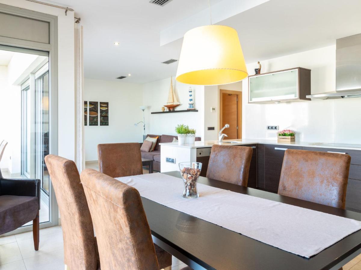 Apartment Apartment Del Port-1 By Interhome