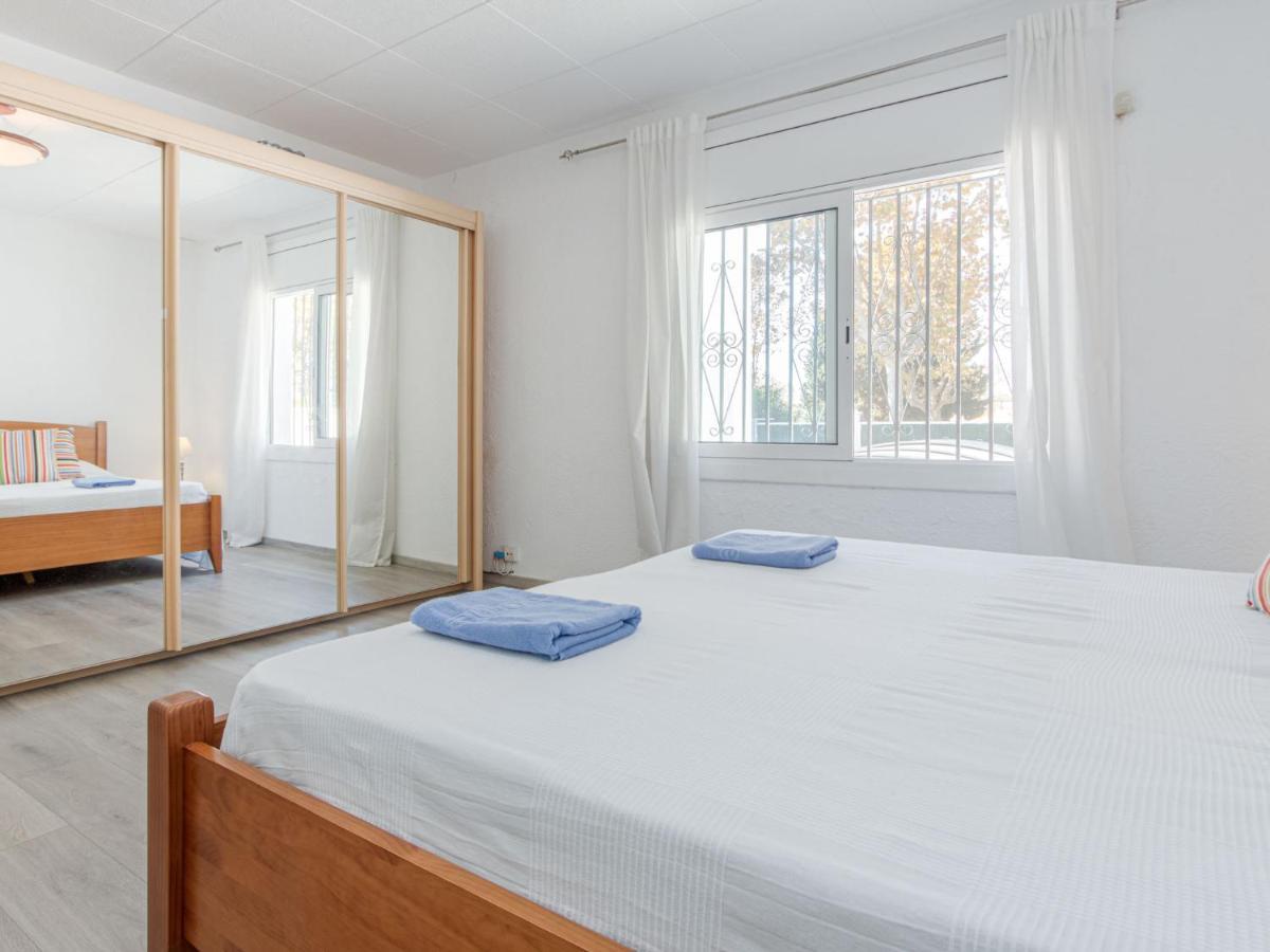 Holiday Sant Maurici Holiday home Empuriabrava