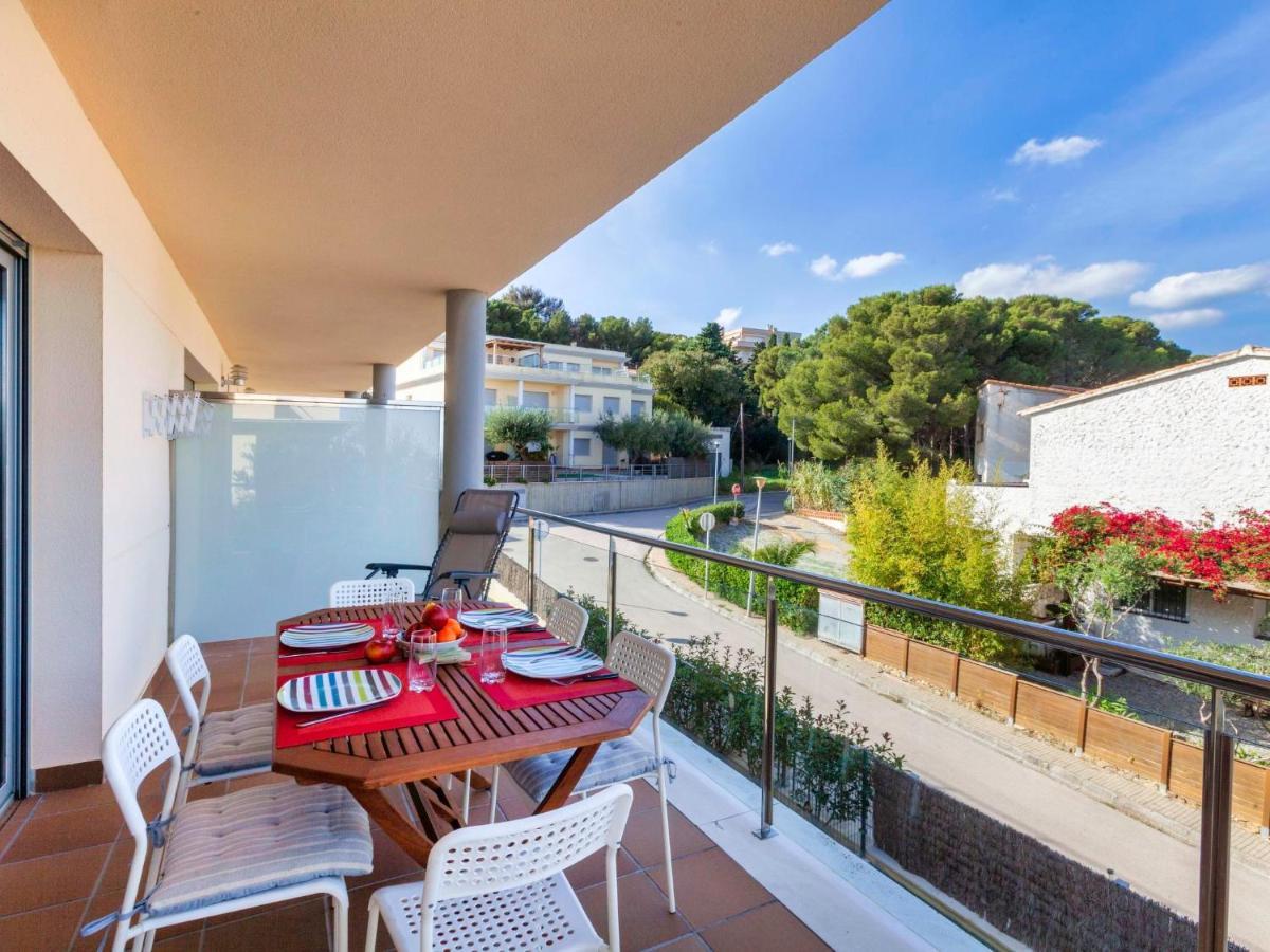 Fane De Baix Iii By Interhome Llançà