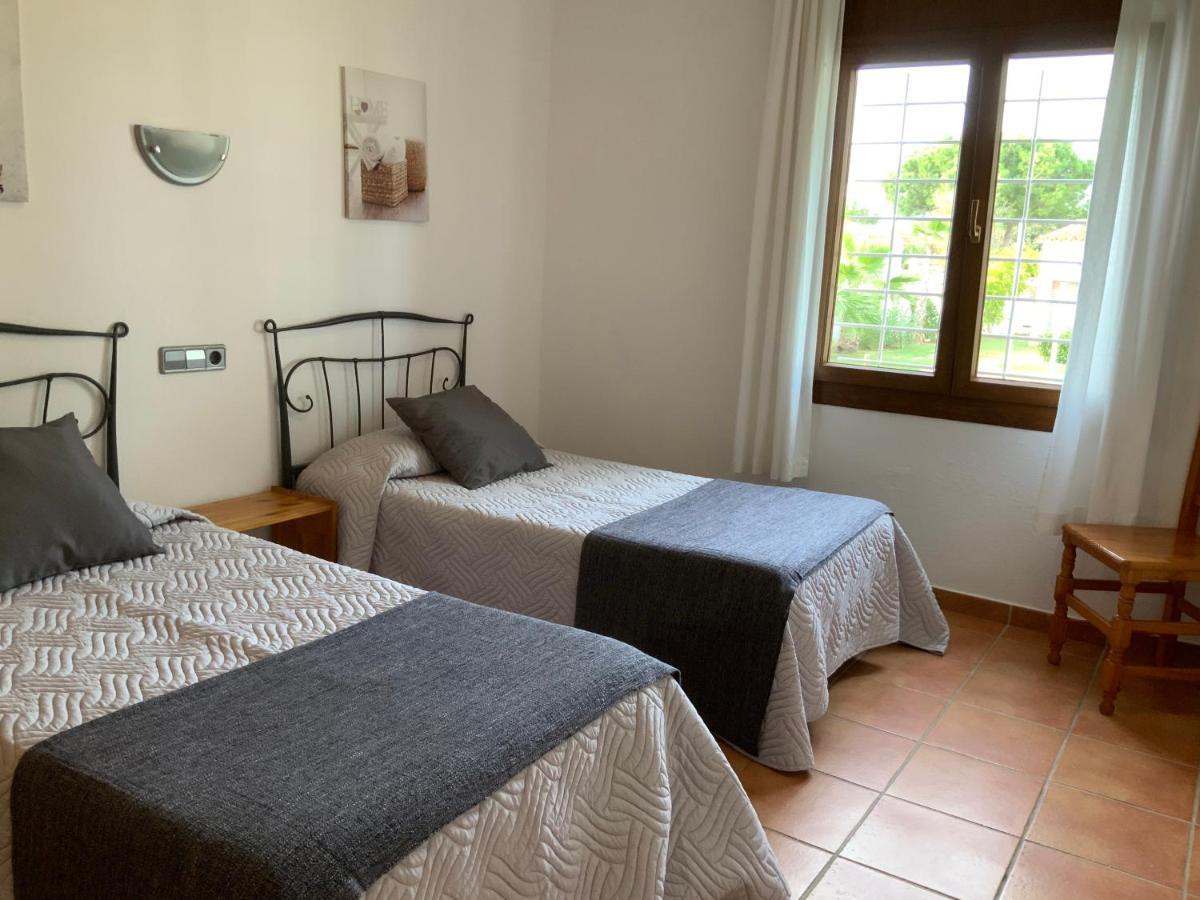 Montserrat 1, Terrace & Pool * Sant Marti d'Empuries
