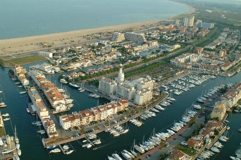 Club Nautic 3 Apartment *