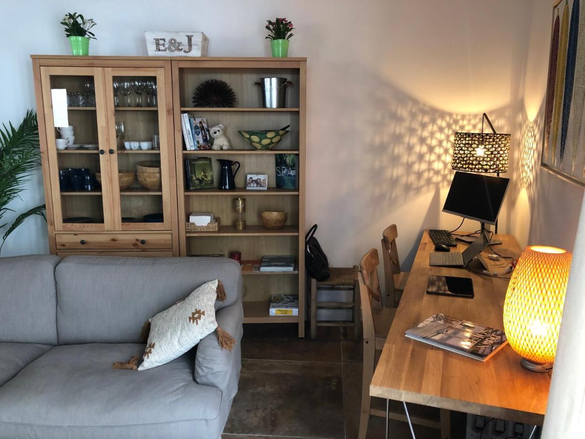 Big Family House In The Center Of Apartamento