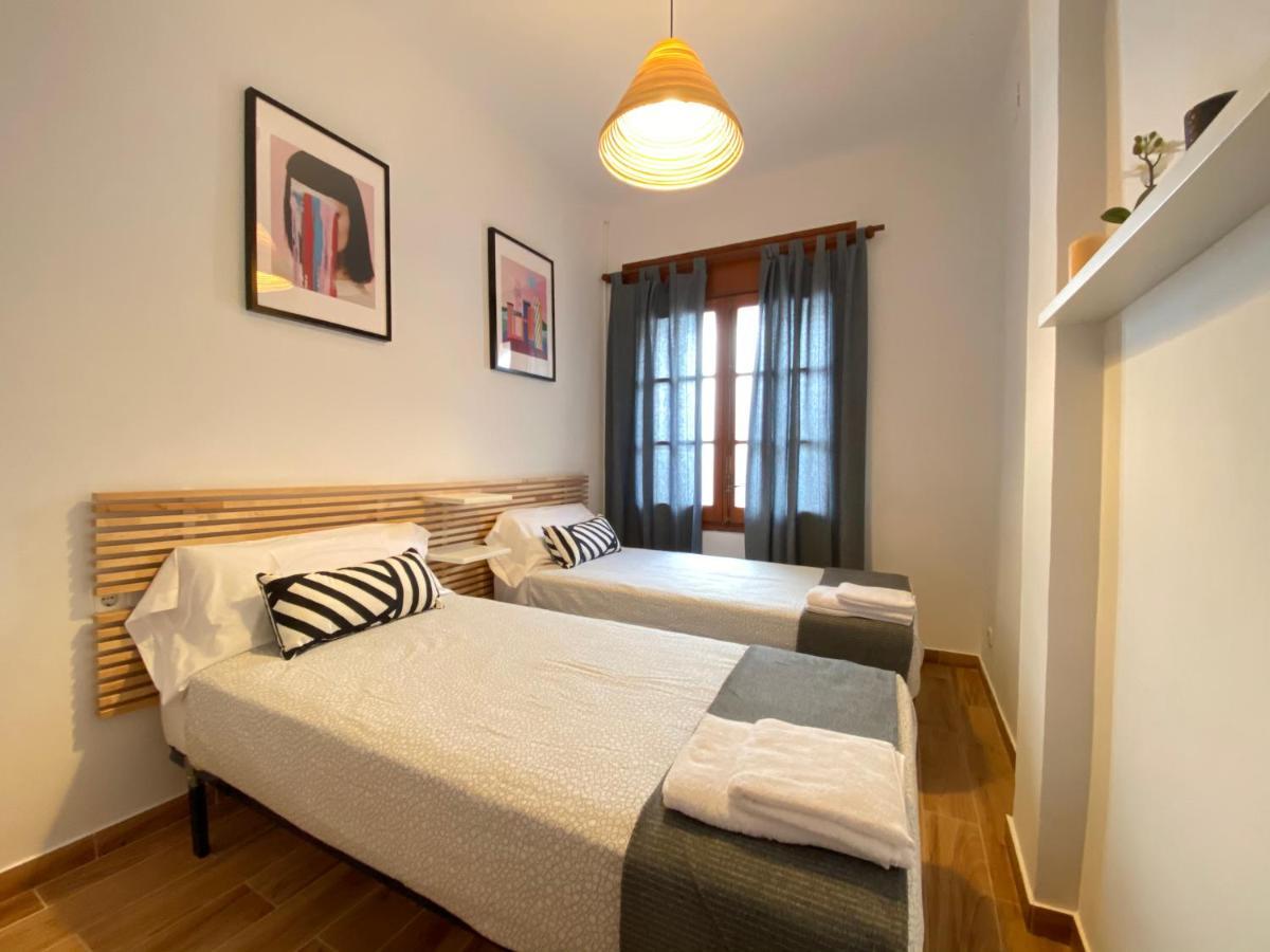 Apartment Sant Lluis Center, 2 Min Walk From The Sea Lloret de Mar