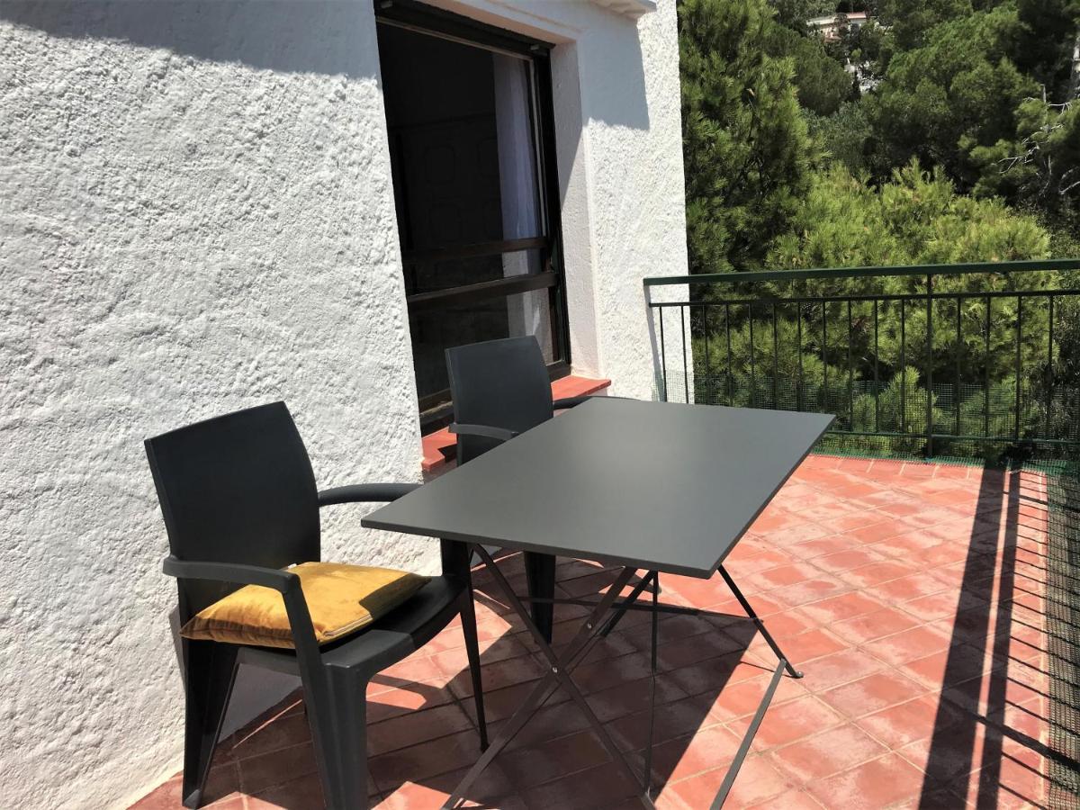 Apartamento En Con Vistas Al Mar A 50 Metros De La Playa Rosas