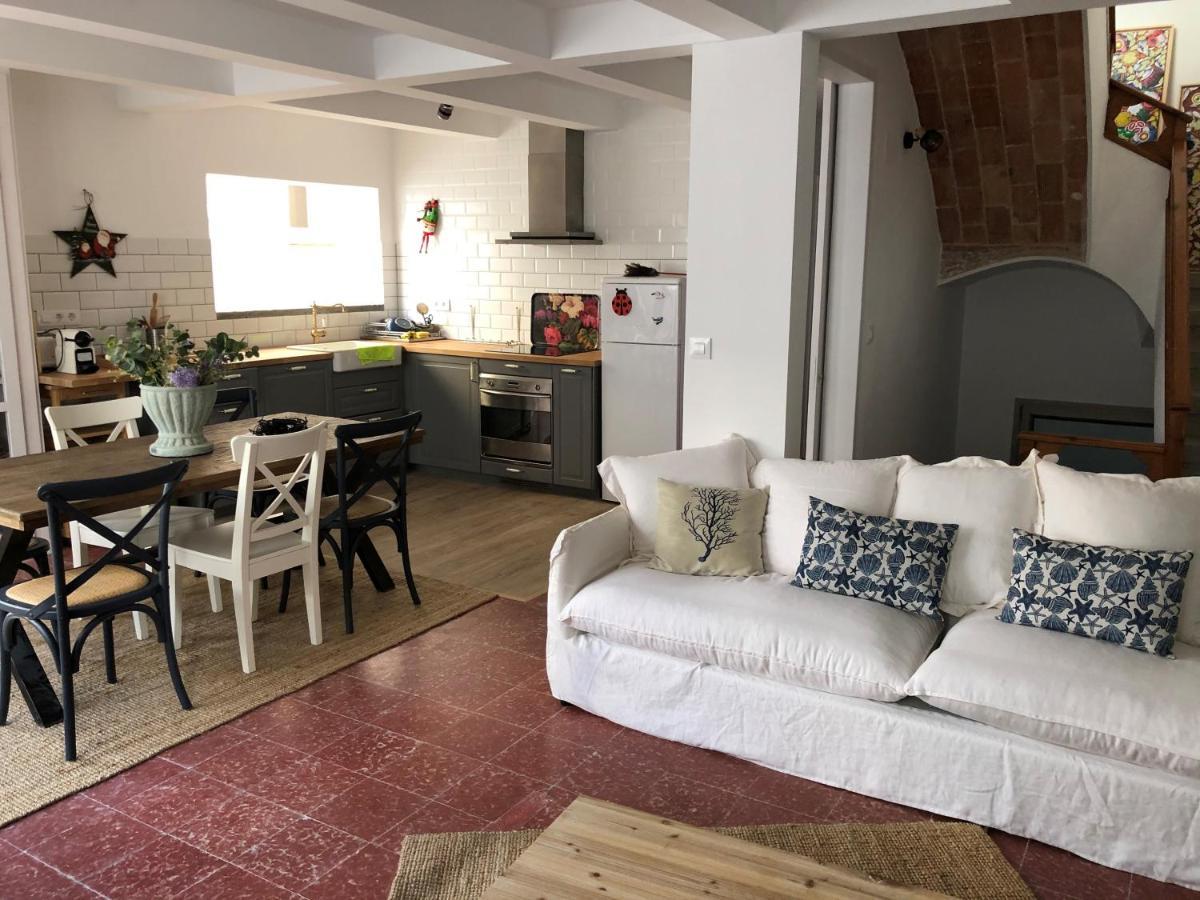 Big Family House In The Center Of Apartamento
