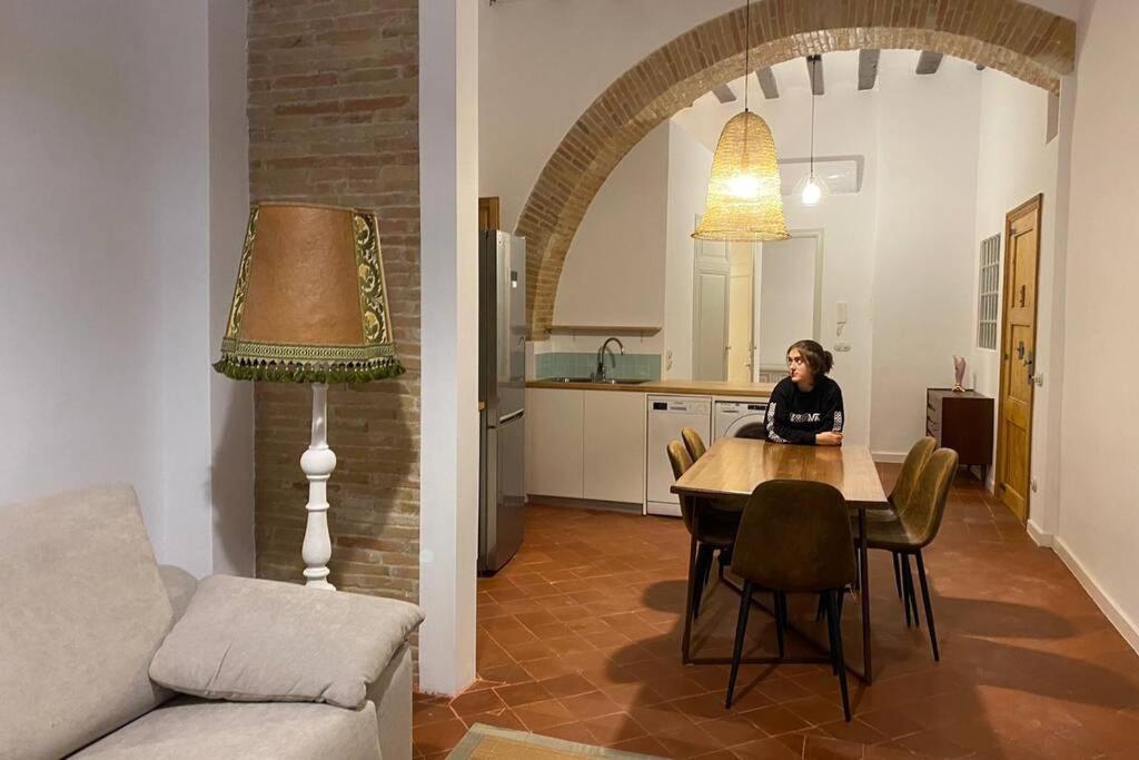 Apartment Casa Moner Loft Edifici Historic Centre Medieval De Castello