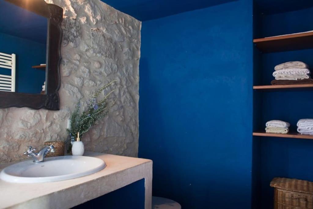 Can Bordes Casa Rustica Y Confortable En El Emporda Сasa de vacaciones Vilamacolum