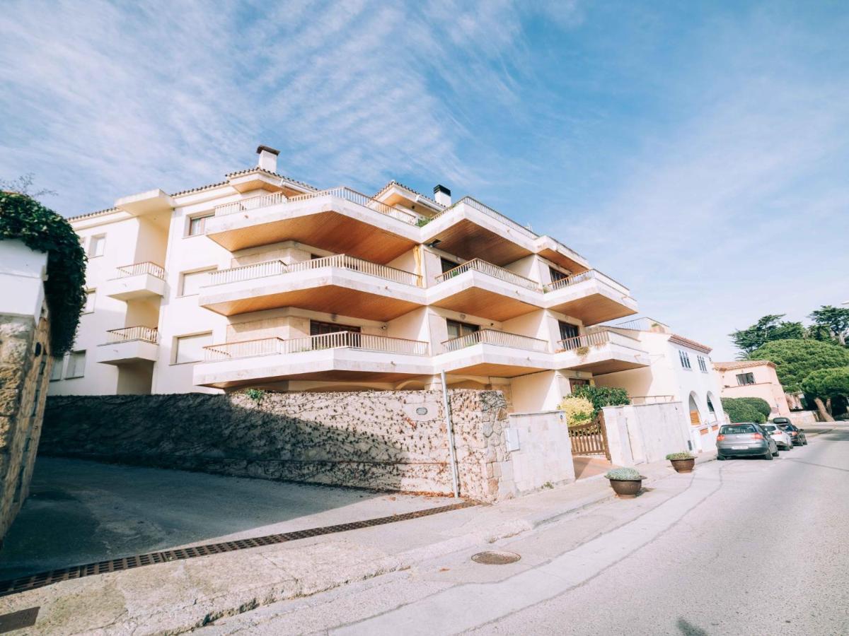 Charming In La Fosca *