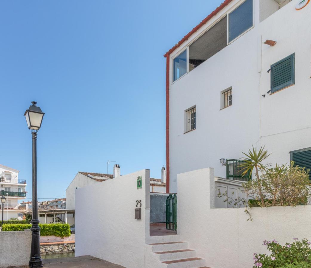 Goldhome - Currican - Casa Con Amarre, Terraza, Barbacoa, Wifi Holiday home Empuriabrava