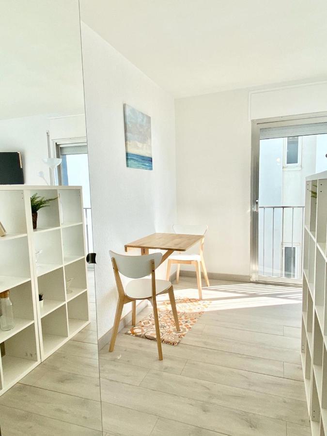 Estudio Frente Al Mar En Roses