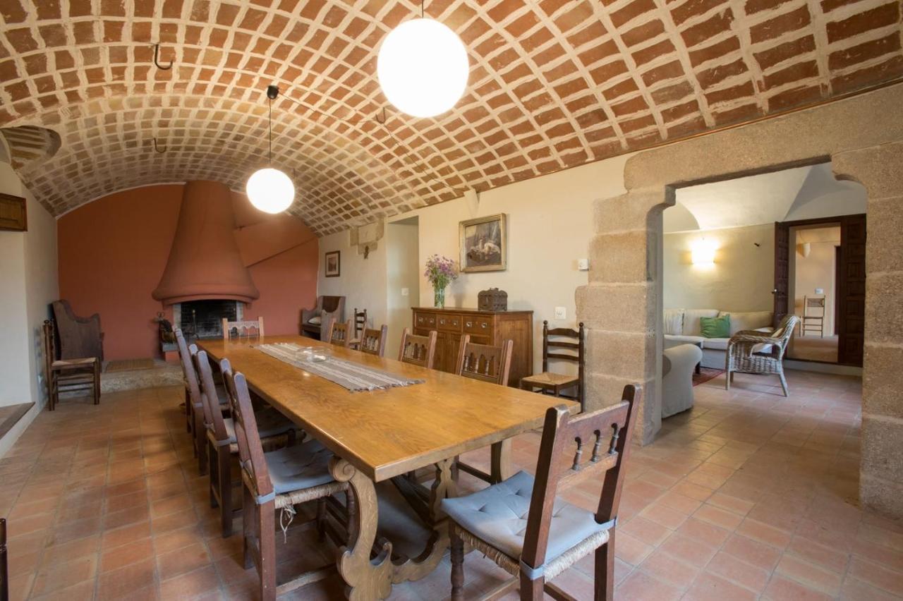 Rural Completa: Masía Del Siglo Xv En La Costa Brava Villa