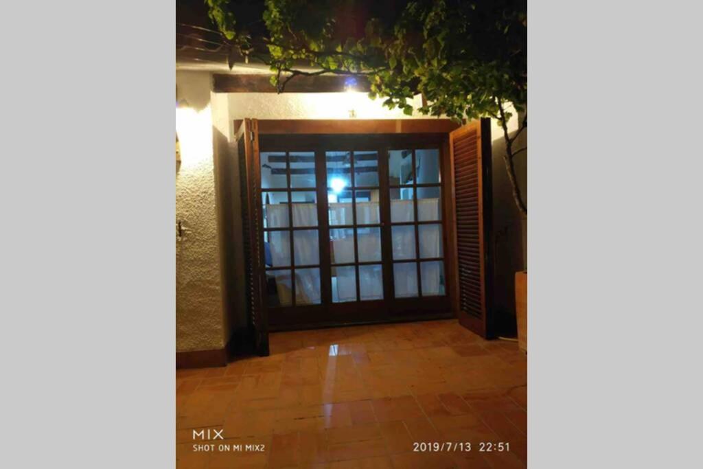Casita Blanca Con Fibra Optica Y Piscina Cominutaria Holiday home