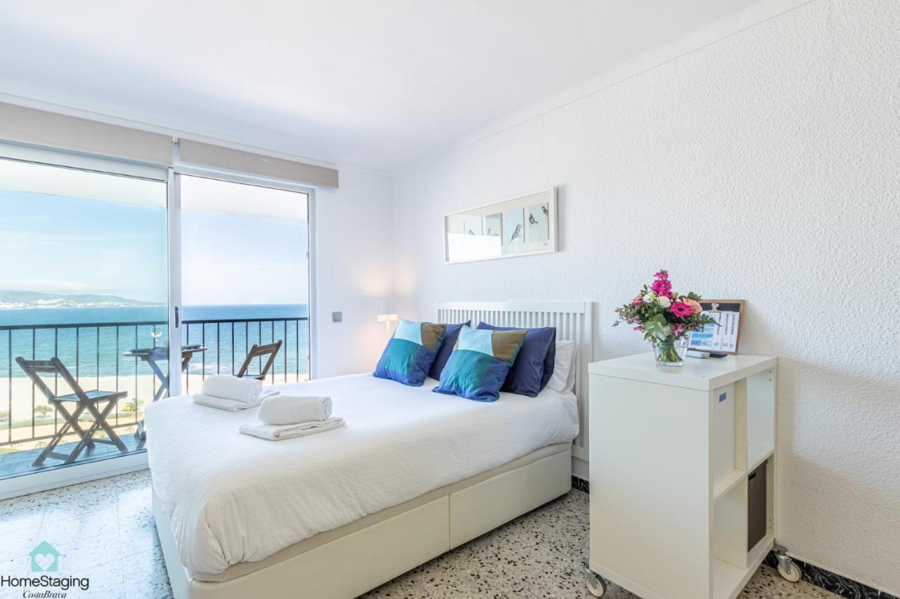 Holidays P14 Sea View Apartment