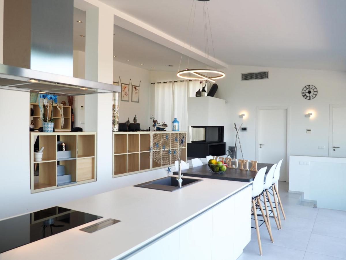 Casa Lou, Architect With Heated Pool At Begur, 470m2 Begur