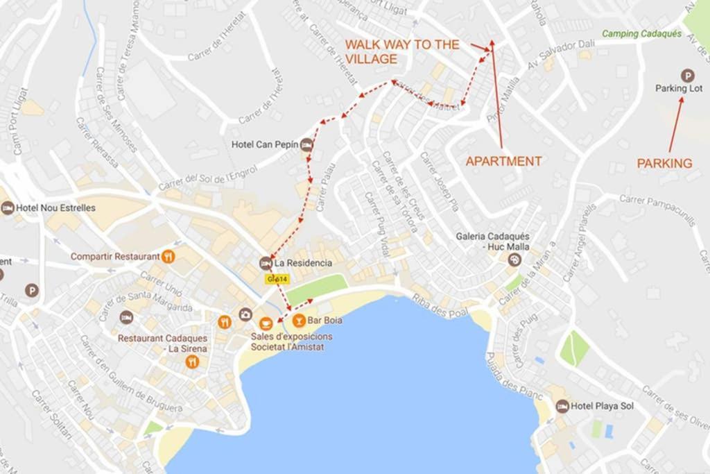Luminoso En El Centro De * Cadaqués