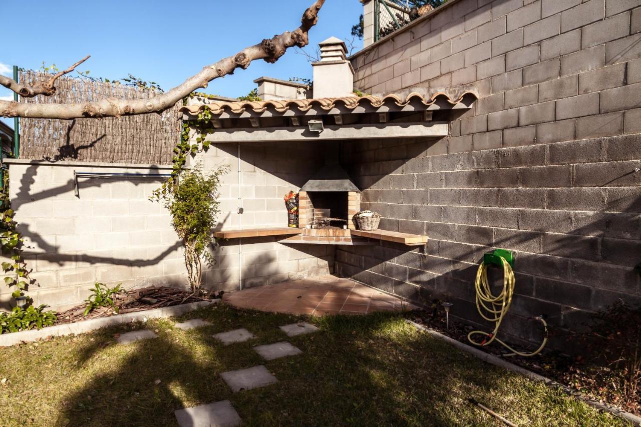 Casa Con Jardin-wifi Free Holiday home L'Escala