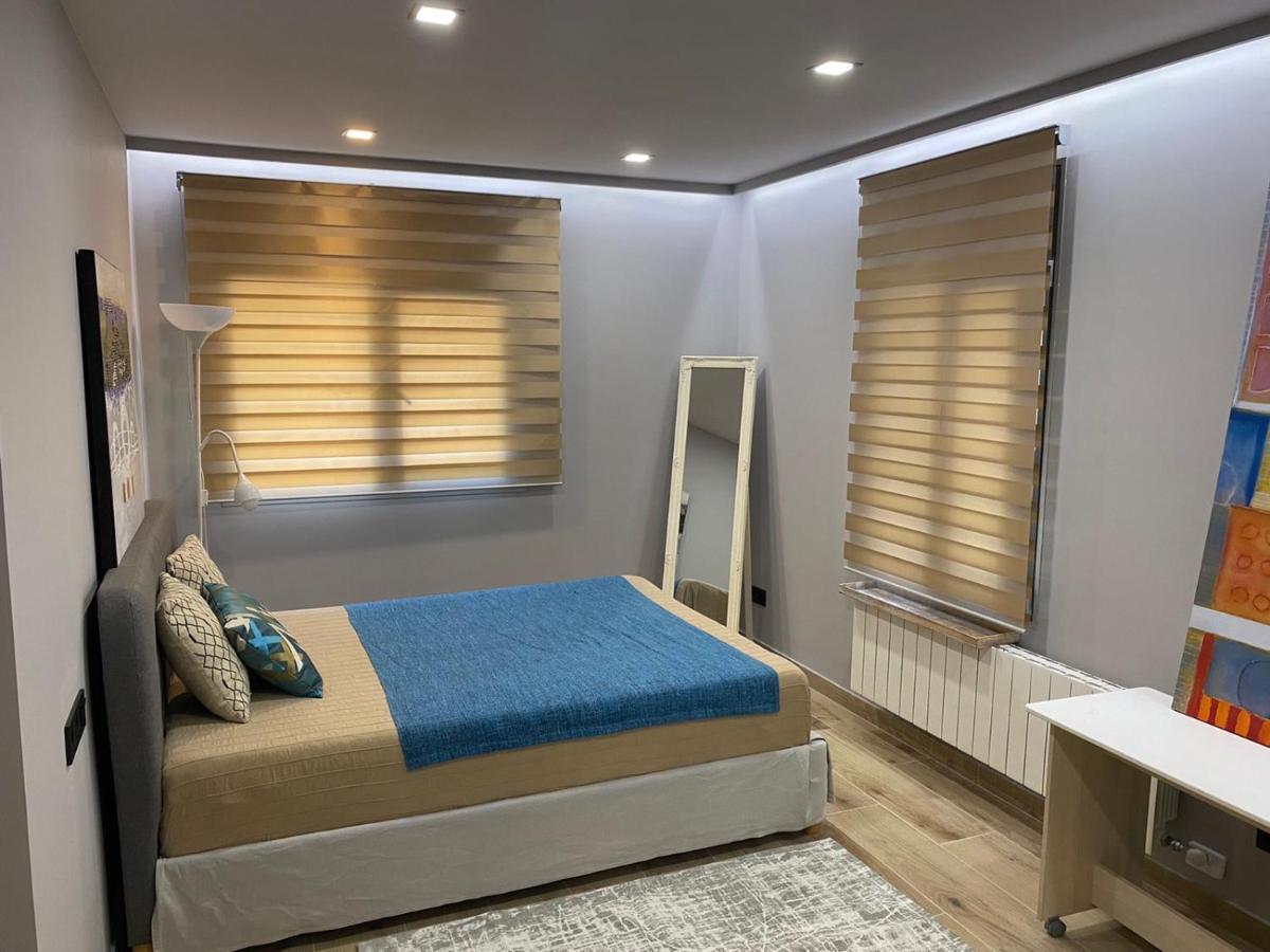 Tomas Sagaro Apartment *