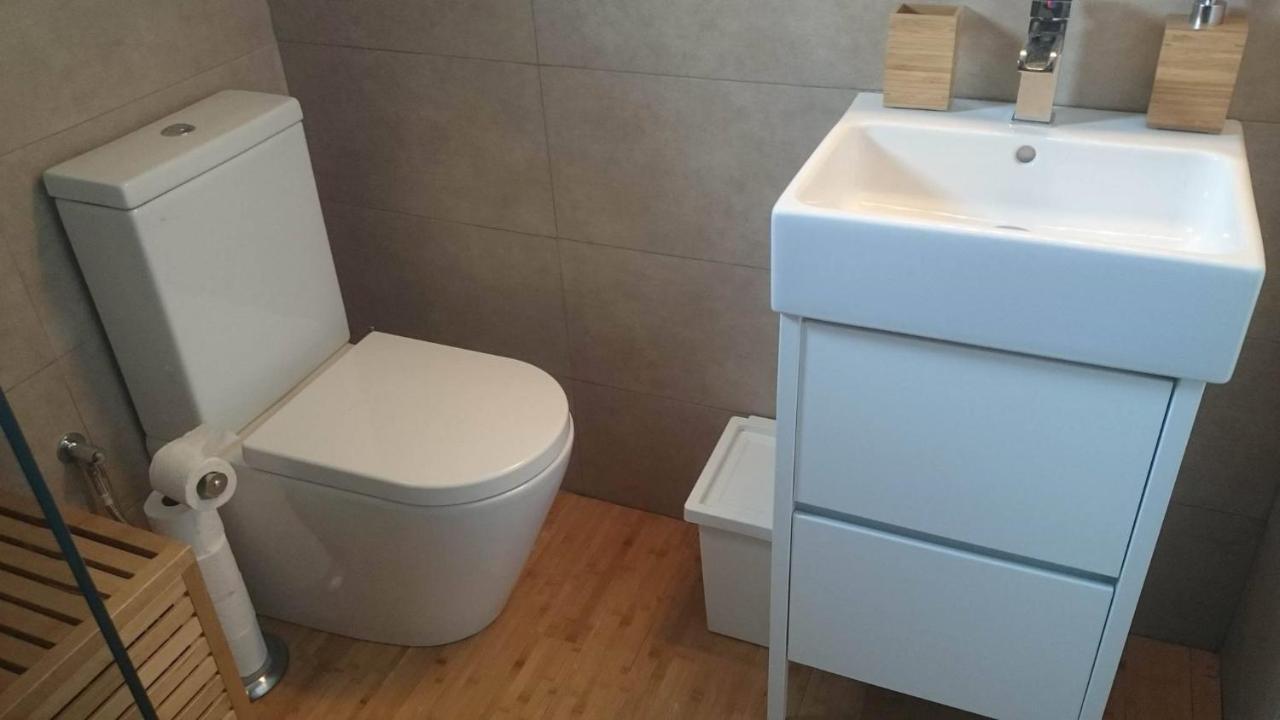 Appartement spacieux avec vue sur la chaîne des Pyrénées et Empuriabrava, LAN Apartamento *