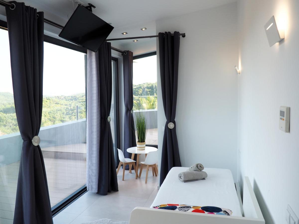 Casa Lou, Architect With Heated Pool At Begur, 470m2 * Begur