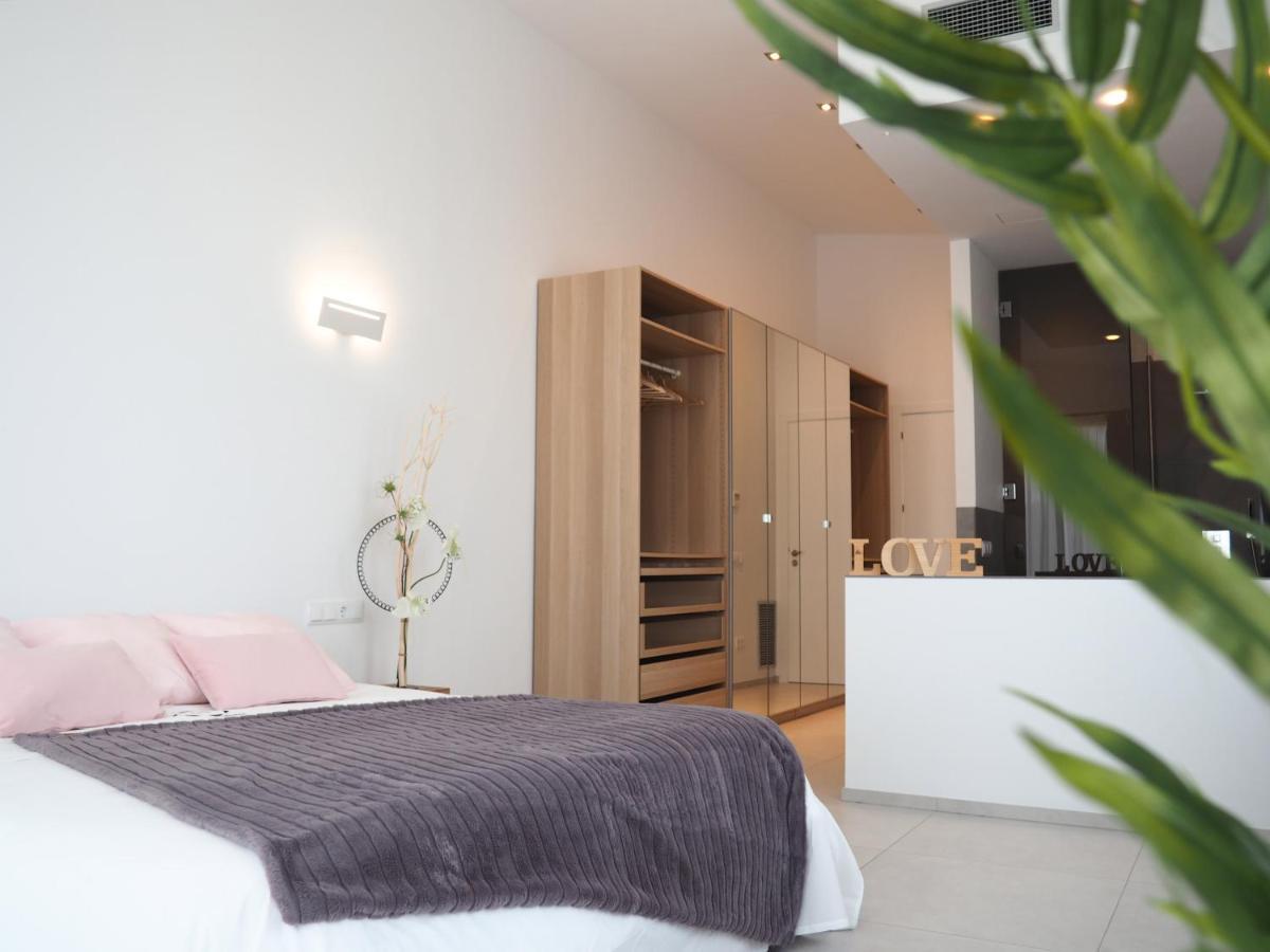 Villa Casa Lou, Architect With Heated Pool At Begur, 470m2
