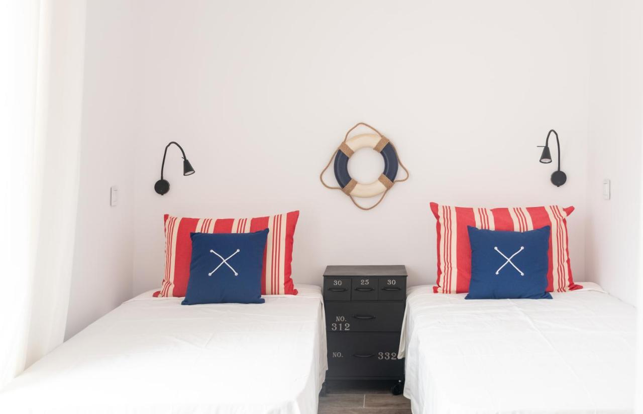 Apartamento Nuevo Luminoso Y Con Terrazas Junto A La Playa Sant Feliu de Guíxols