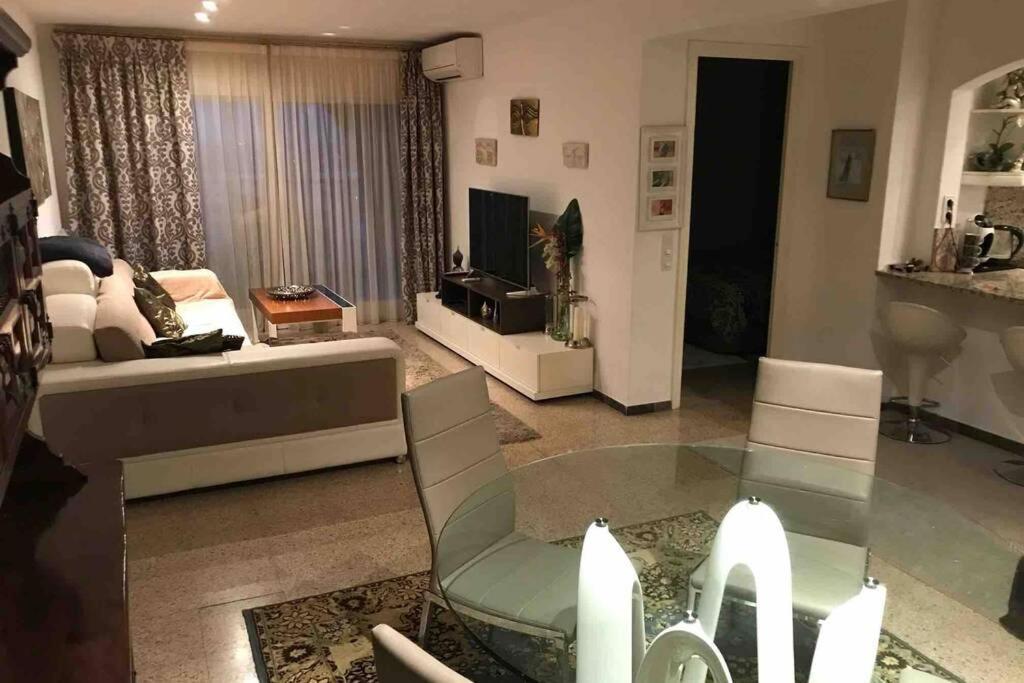 Apartment Lux 1er Ligne Mer!grande Terrasse Vue Superbe! Empuriabrava