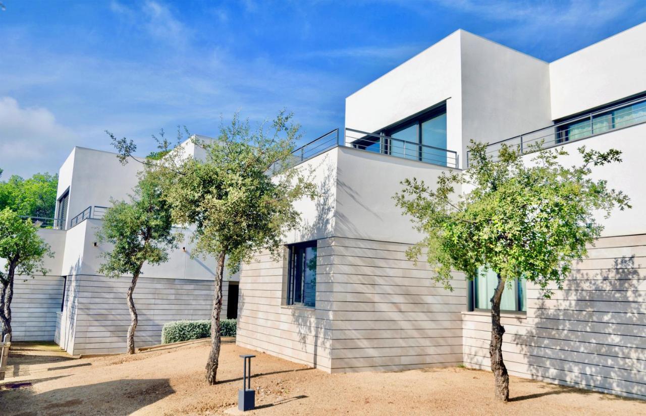 Far De Villa