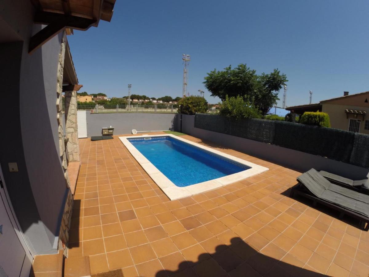 Holiday home Casa En L Escala Con Piscina Y Wifi Free *