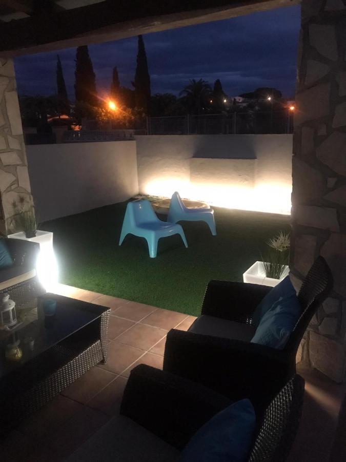 Casa En L Escala Con Piscina Y Wifi Free L' Escala