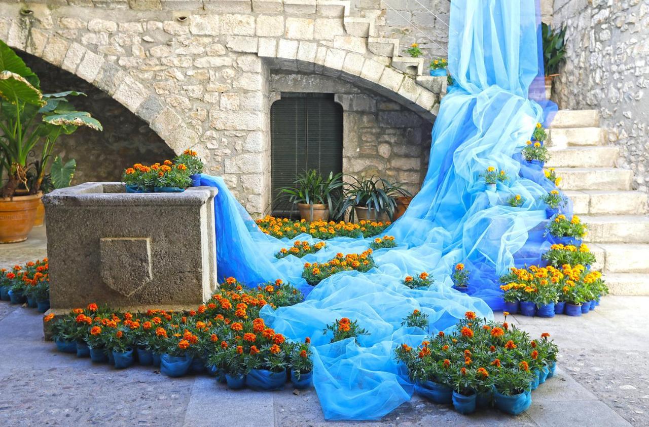 La Lleona * Girona