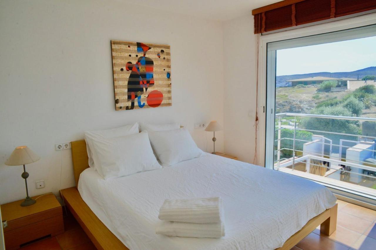 Beachfront Duplex With Terrace And Sea Views - *