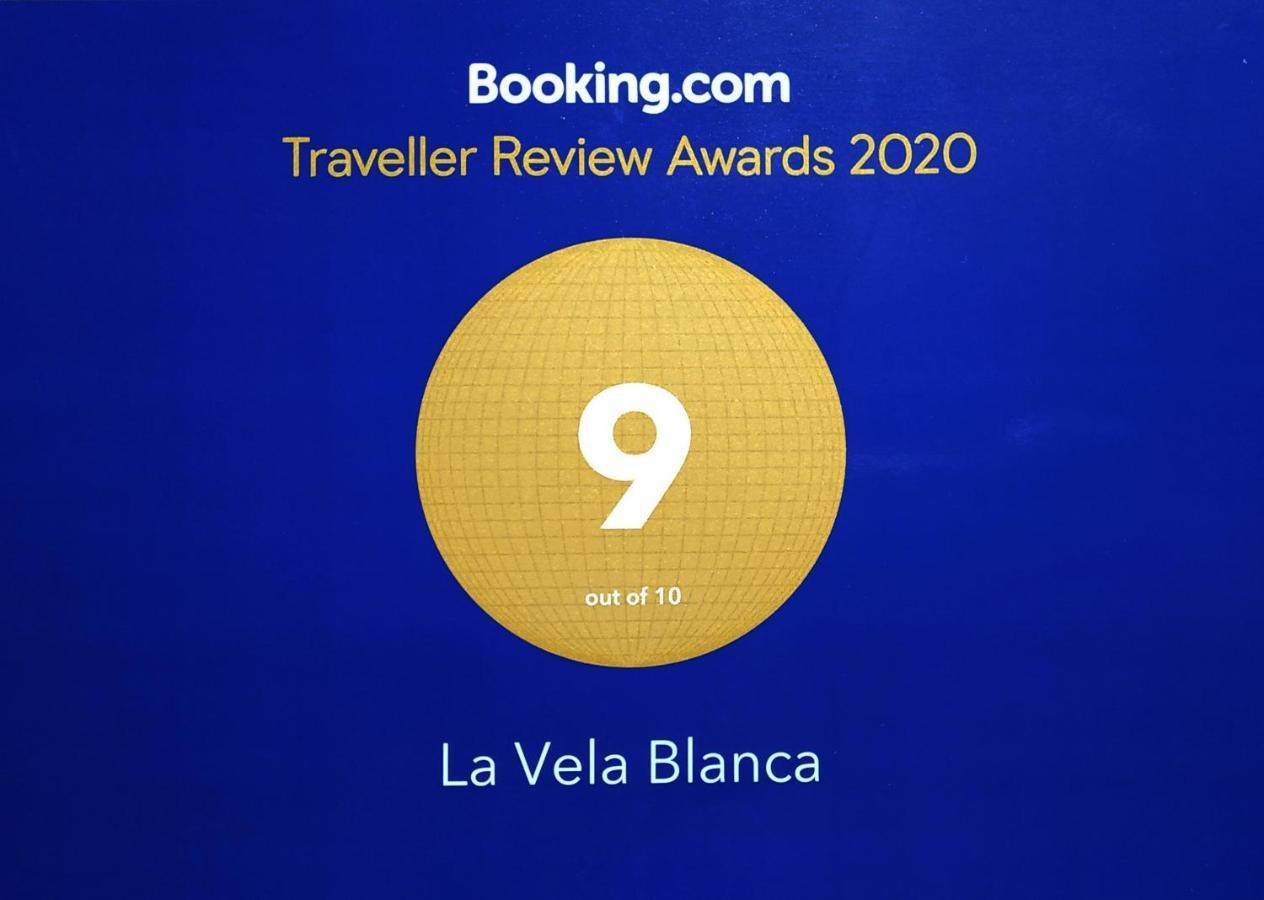 La Vela Blanca * Rosas