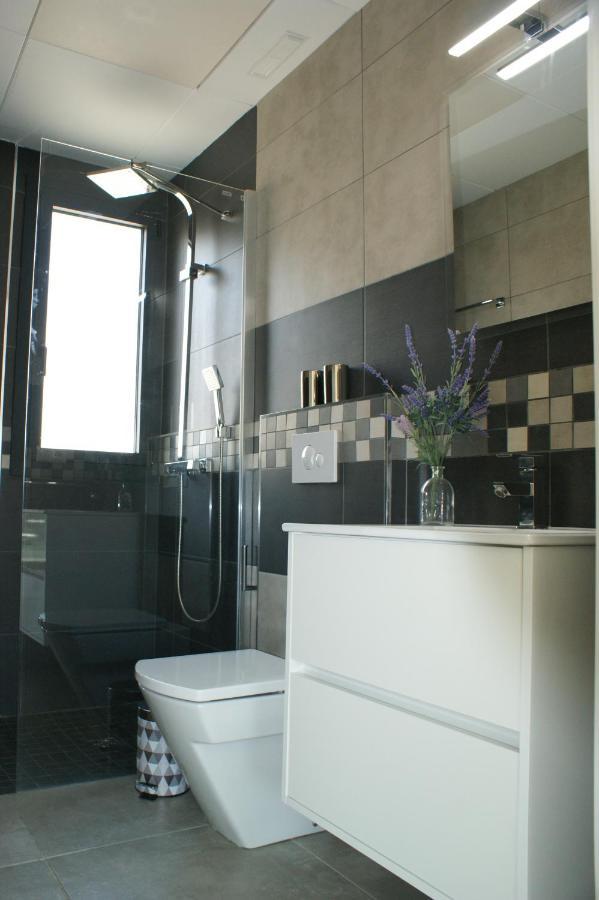 Apartamento Moderno Con Piscina Y Parking Cerca De La Playa * Rosas