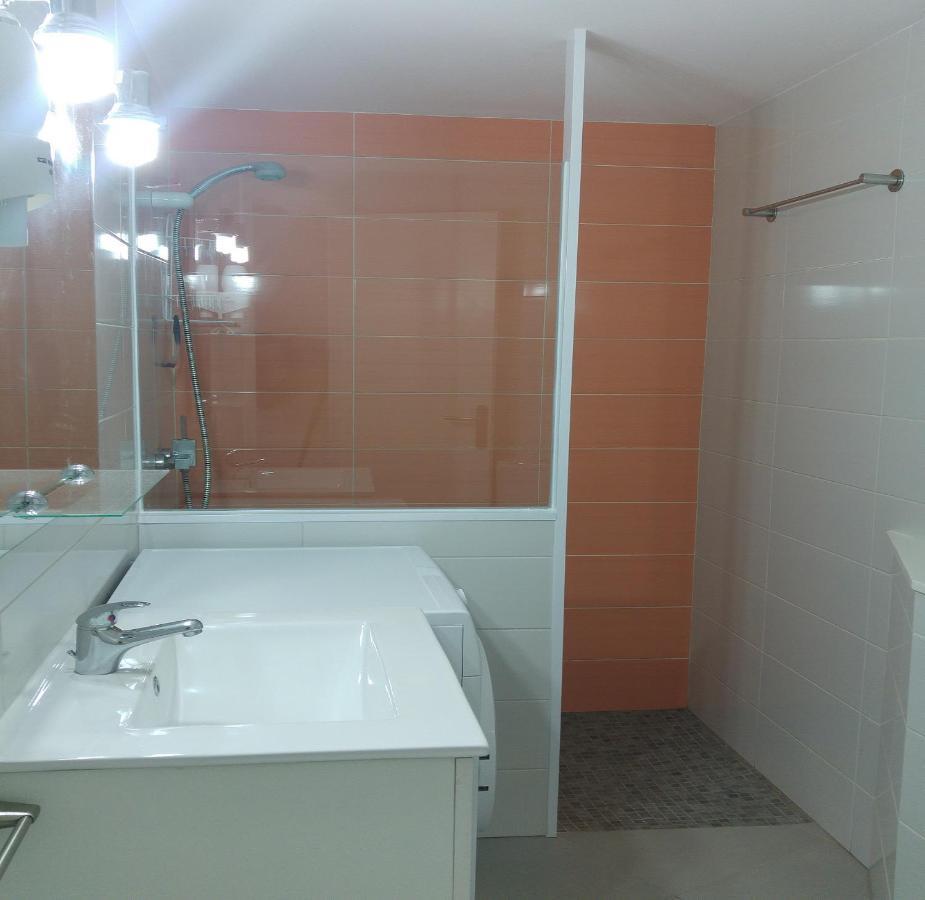 Oasis A6 * Rosas