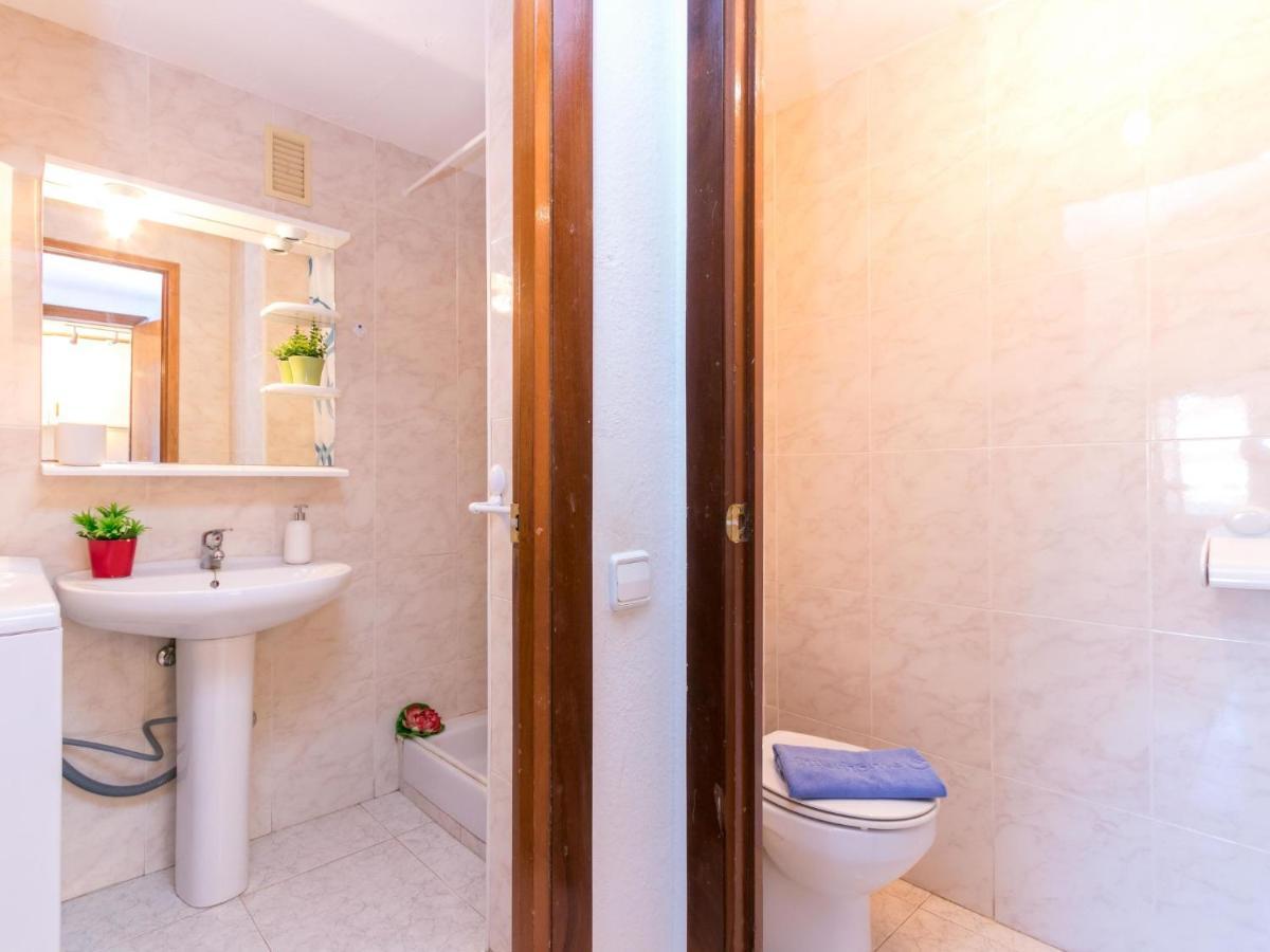 Center-17 By Interhome Apartment