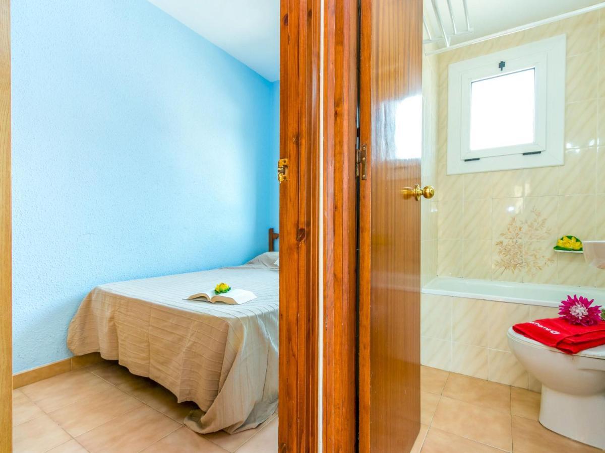 El Colibri Ii-1 By Interhome Roses