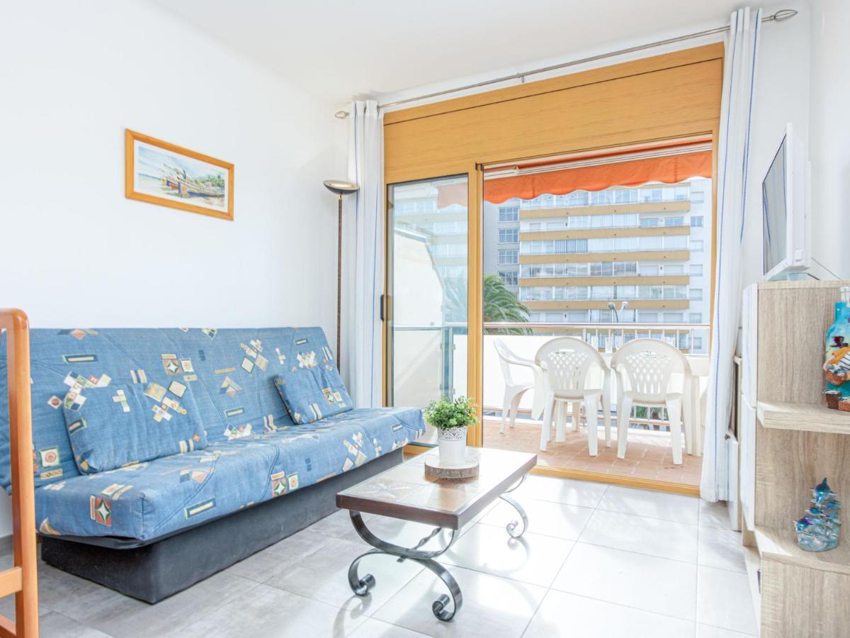 5 By Interhome Rosas