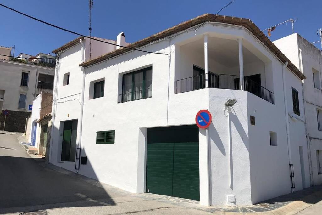 Trilla - Casa Reformada Con Garaje Y Terraza * Cadaques