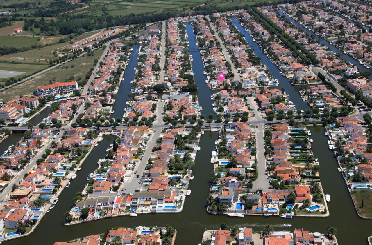 Villa Apart-rent Fluvia 0002