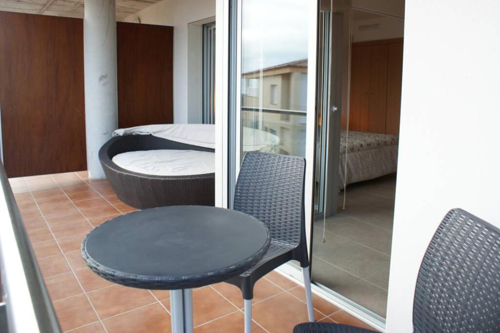 Apartamento Con Piscina Y Parking En Apartment