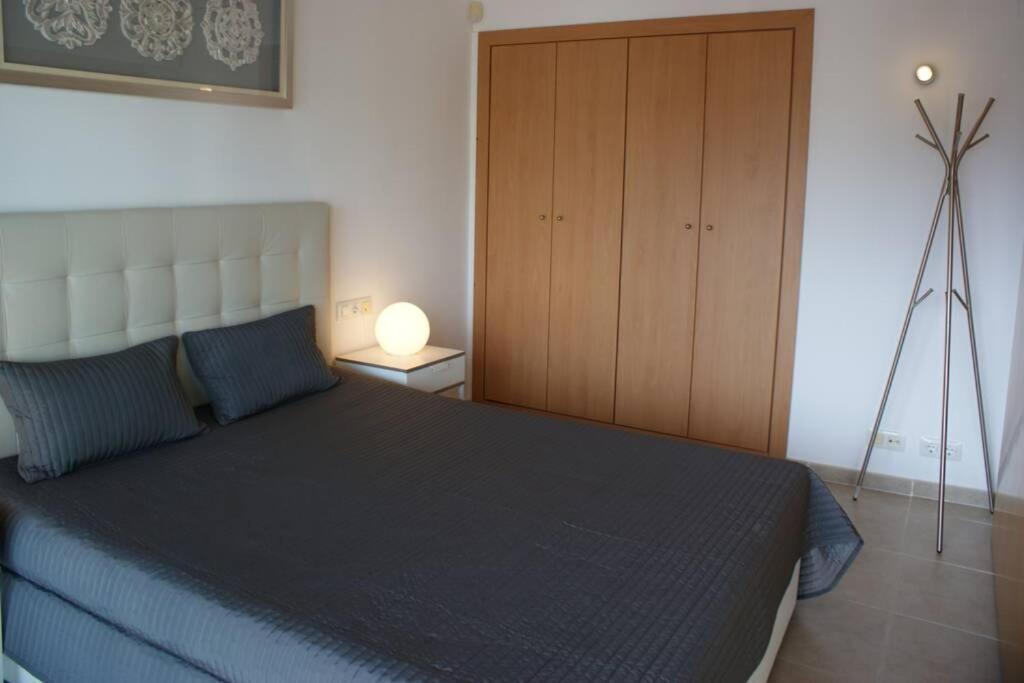Apartamento En Con Parking Y Piscina
