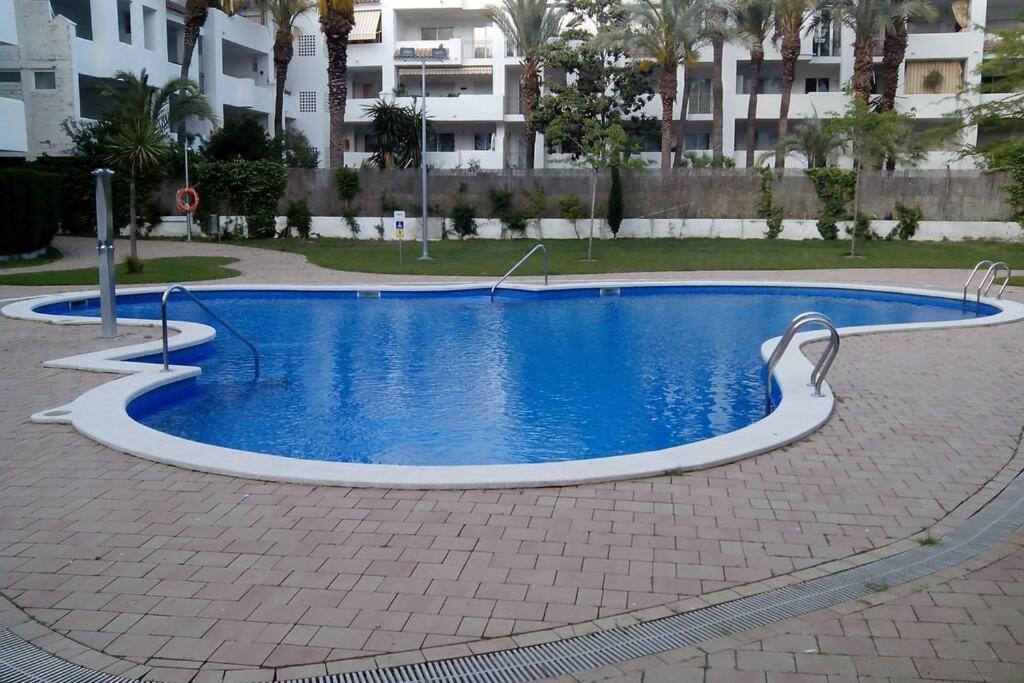 Bonito De 3 Hab. Con Jardín Apartamento Rosas