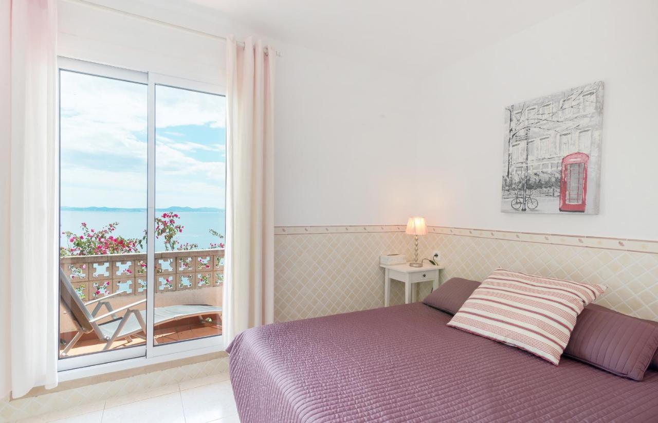 Buraux Iii Сasa de vacaciones Rosas
