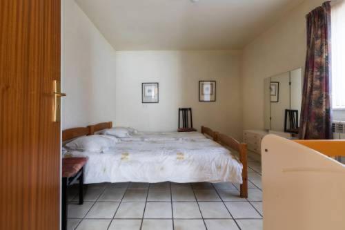 -villa Sleeps 9 With Pool , Seaview, Wifi, Streamingservices Villa Lloret de Mar