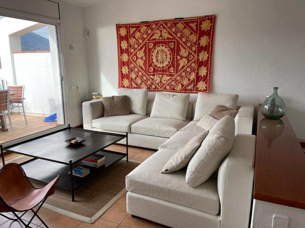 Beachfront Duplex With Terrace And Sea Views - Сasa de vacaciones Cadaqués