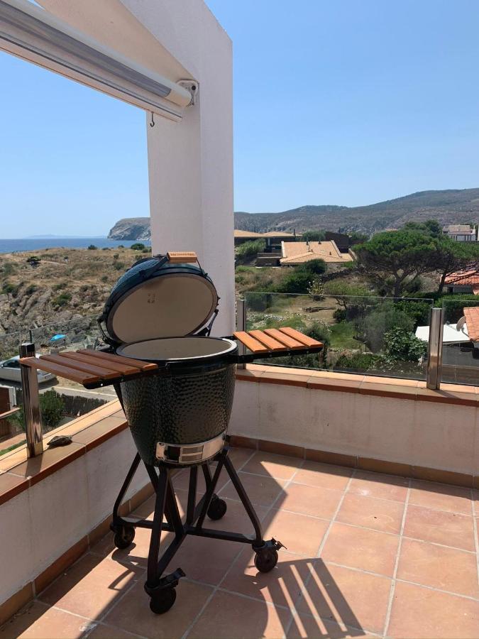 Beachfront Duplex With Terrace And Sea Views - Сasa de vacaciones