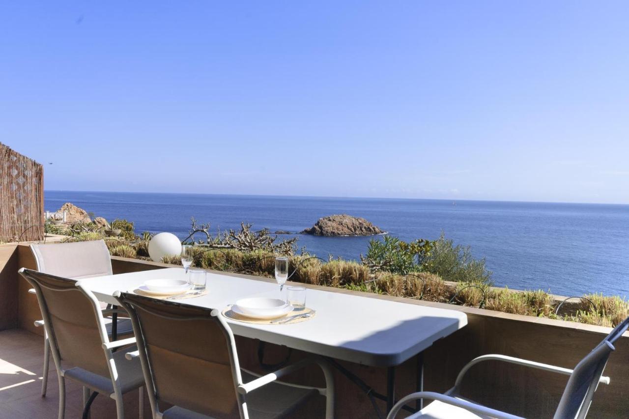 Lets Holidays Modern Sea Views