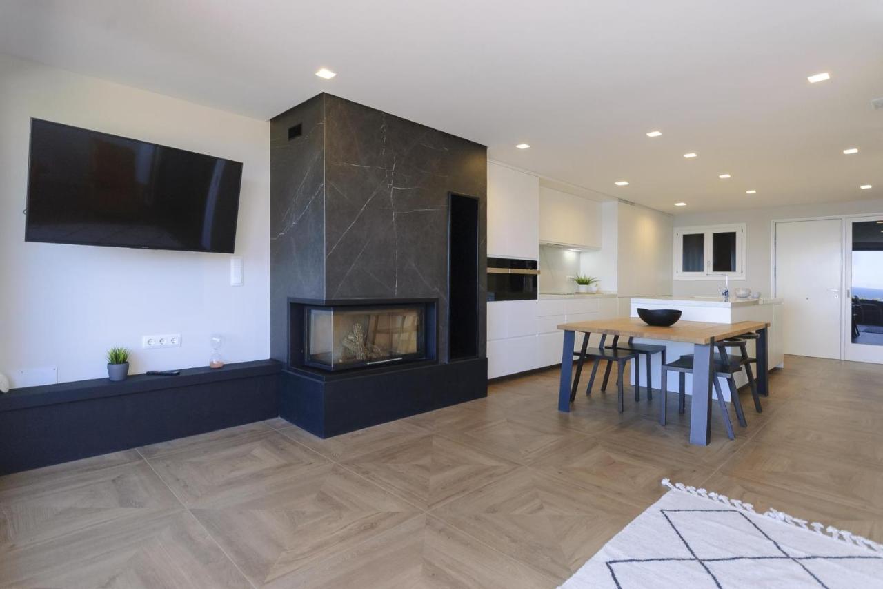 Apartment Lets Holidays Modern Sea Views